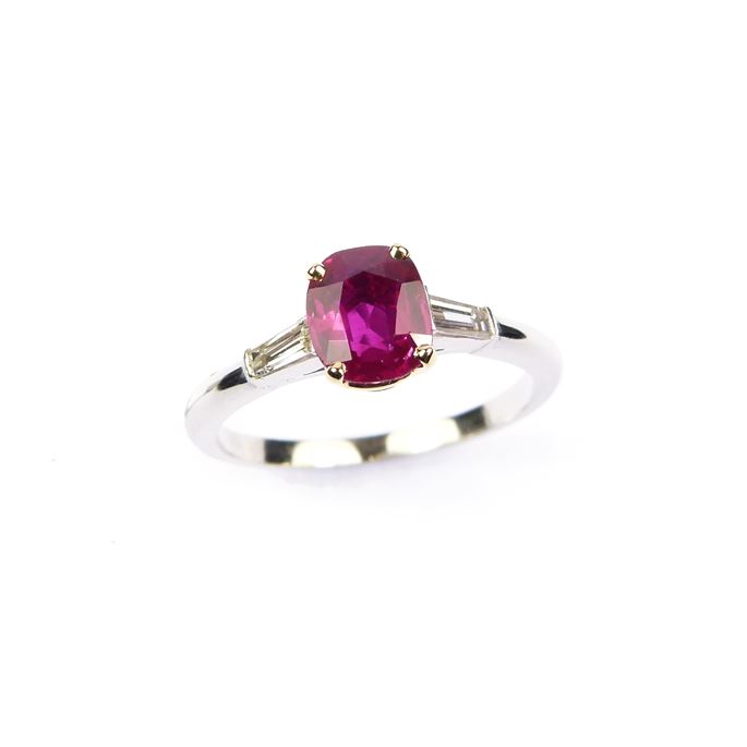 Single stone cushion cut ruby ring, the claw set Burma ruby 1.11ct, | MasterArt